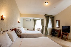 Hotel Estancia
