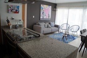 Metropolitan Suites