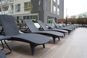 Metropolitan Suites