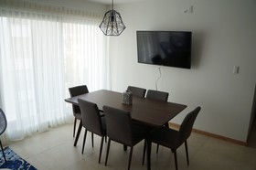 Metropolitan Suites