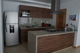 Metropolitan Suites