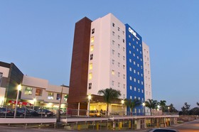 One Guadalajara Periférico Norte