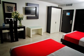 Hotel Expo Plaza