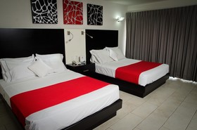 Hotel Expo Plaza