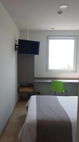 SR Hotel