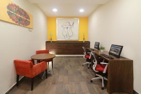 Wyndham Garden Guadalajara Acueducto