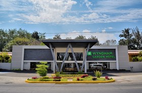 Wyndham Garden Guadalajara Expo