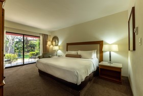 Wyndham Garden Guadalajara Expo