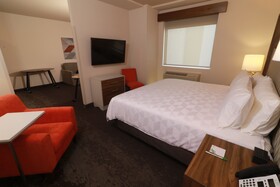 Holiday Inn & Suites Monterrey Apodaca Zona Airport
