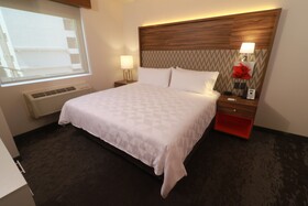 Holiday Inn & Suites Monterrey Apodaca Zona Airport