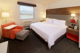 Holiday Inn & Suites Monterrey Apodaca Zona Airport