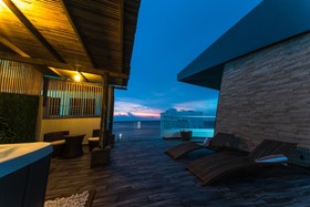 Hotel & Suites Clipperton