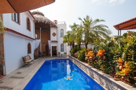Casa Fibba 4 BR by Casago