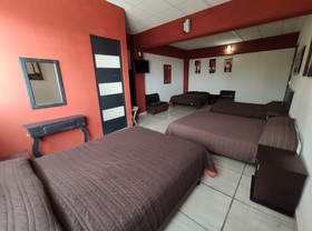 Hotel Olhe by OYO