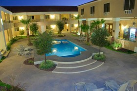 Best Western Plus Cumbres Aeropuerto