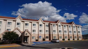 Microtel Inn & Suites by Wyndham Chihuahua