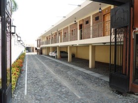Montroi Express