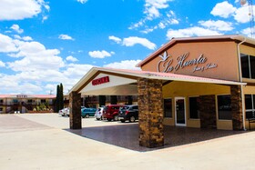 La Huerta Inn & Suites