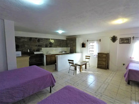 OYO Casa Banqueta Alta