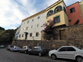 OYO Casa Banqueta Alta