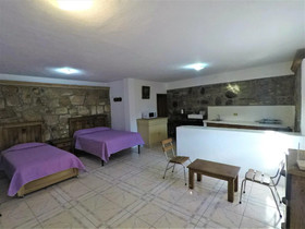 OYO Casa Banqueta Alta