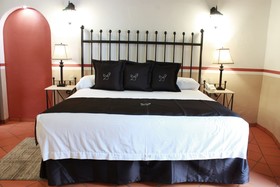 Hotel de la Paz