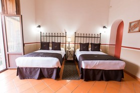 Hotel de la Paz