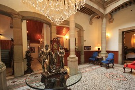 Hotel Luna