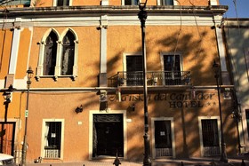 Hotel Mansion del Cantador