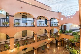 Abadia Tradicional Hotel