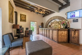 Abadia Tradicional Hotel