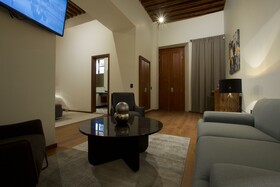 Nueve 25 Hotel