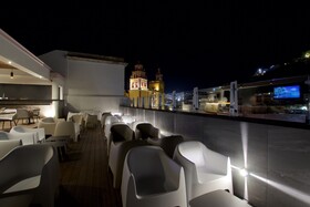 Nueve 25 Hotel