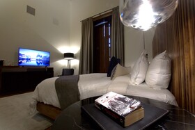 Nueve 25 Hotel