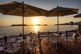 San Carlos Plaza Hotel & Resort