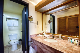 San Carlos Plaza Hotel & Resort