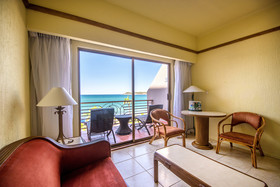 San Carlos Plaza Hotel & Resort