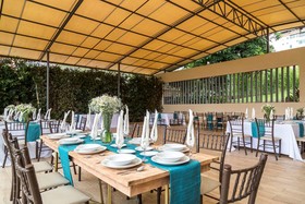 Capital O Hotel Central