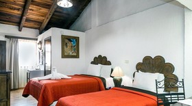 Capital O Hotel Central