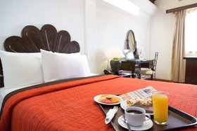 Capital O Hotel Central