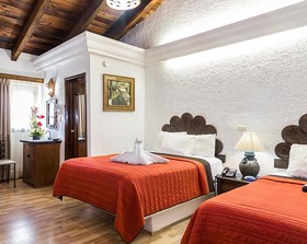 Capital O Hotel Central