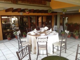 Capital O Hotel Central