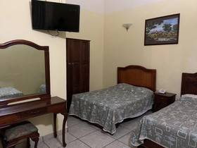 Hotel Real De Cortes