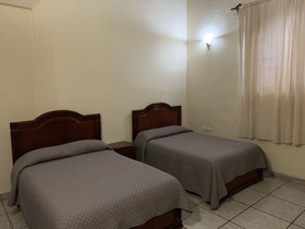 Hotel Real De Cortes