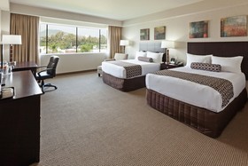 Crowne Plaza Leon