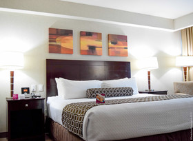 Crowne Plaza Leon