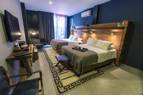Elena de Cobre Hotel