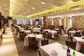Holiday Inn & Suites Leon Plaza Mayor