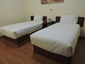 Hotel Capri de Leon
