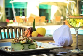 Radisson Poliforum Plaza